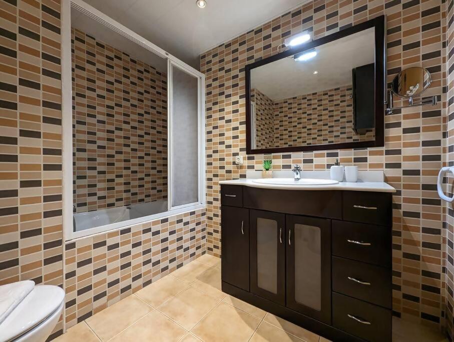 Apartamento Piscina En Platja Daro By Host&Joy 普拉加德阿罗 外观 照片
